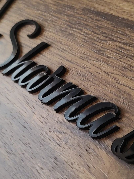 acrylic-and-wooden-base-door-sign